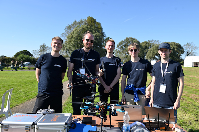 Vortrag: Die Studentische Initiative AKAMAV - Über die Entwicklung von autonomen Kleinstfluggeräten und die Teilnahme am IMAV-Wettbewerb