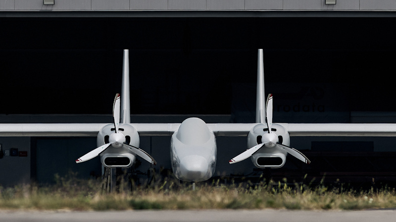 Vortrag: Die AeroForce X: Das MALE-UAV Projekt der Aerodata AG